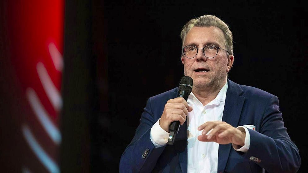 Daniel Bareiss, President of Swiss Floorball, remains a member of the Executive Board of Swiss Olympic