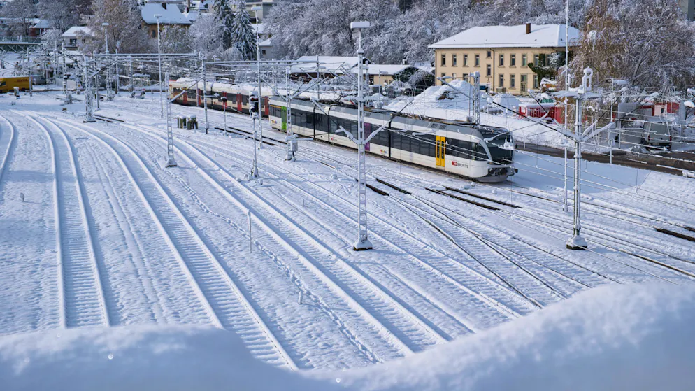 A train driver explains the winter chaos. Why snow regularly brings SBB to its knees