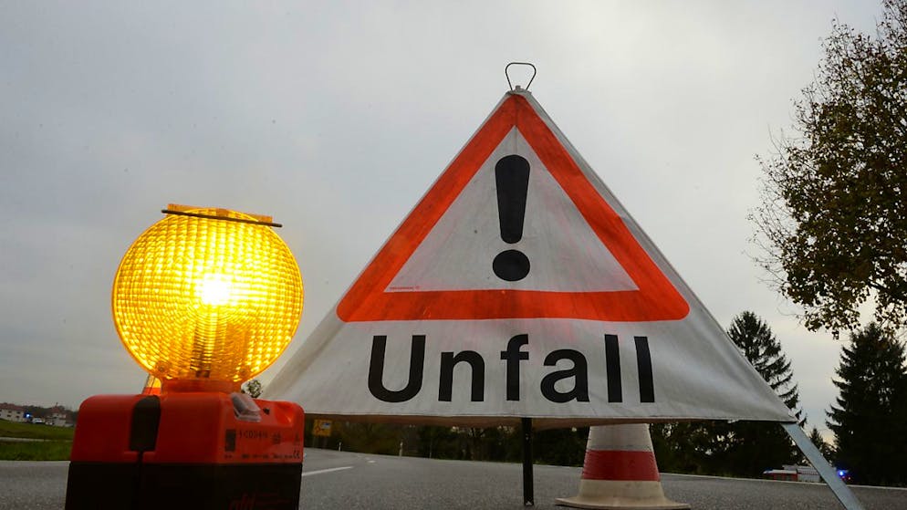 Un autocar et un véhicule militaire sont entrés en collision sur l'autoroute A1 près de Kirchberg (BE). (photo prétexte)