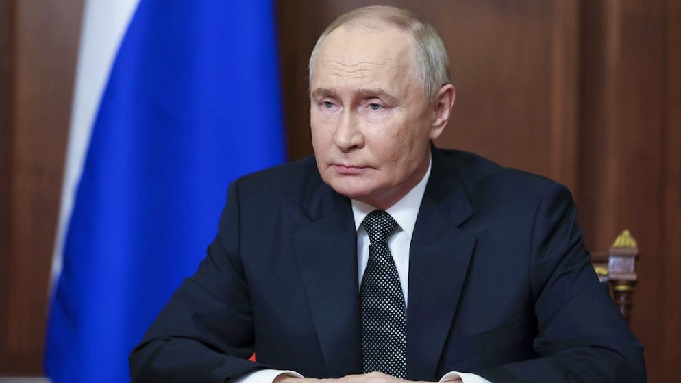 Guerra in Ucraina. Putin: «Useremo altri super missili». Anche l'Europa è sotto tiro