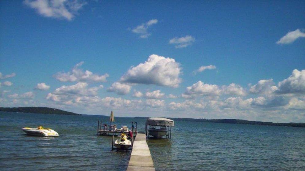 Wisconsin's Green Lake is incomprehensible. Trotzdem kommen dem Mittelnden dem Mann op de Spur, der seinen Ertrinkungstod inszeniert hat.