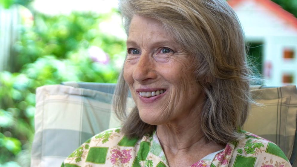 «Das war nicht immer ganz einfach. Vor allem dann nicht, wenn die Menschen neben mir über Baschi, also meinen Sohn, lästerten»: Monika Bürgin, Baschis Mutter, erzählt in der Doku, wie es für sie war, wenn sie jeweils in der TV-Show «Musicstar» im Publikum sass.