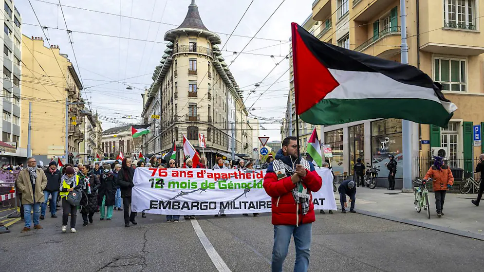 Les manifestants ont notamment exigé l'arrêt de la coopération militaire entre la Suisse et Israël.