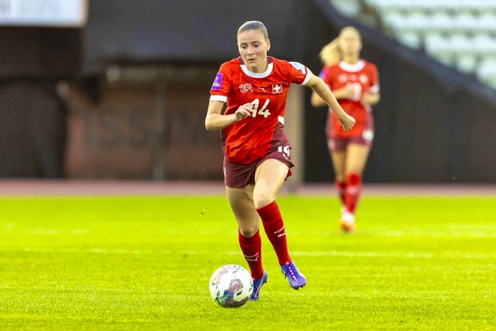 Top 10: The biggest talents in Swiss women's football. #3: Smilla Vallotto / Hammarby IF / Date of birth: March 23, 2004