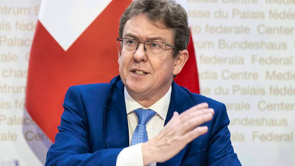 For Transport Minister Albert Rösti, a national road infrastructure is needed in all areas of the country. However, talks with all those affected are now needed before further expansions.