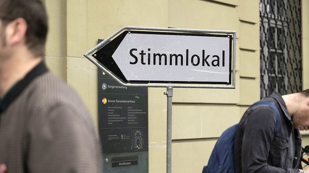 Gli svizzeri sono chiamati oggi alle urne per esprimersi su quattro oggetti di carattere federale (foto d'archivio)