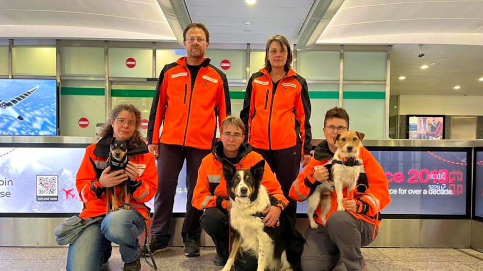 L'organisation suisse de chiens de sauvetage Redog est rentrée dimanche de sa mission à Valence, en Espagne.