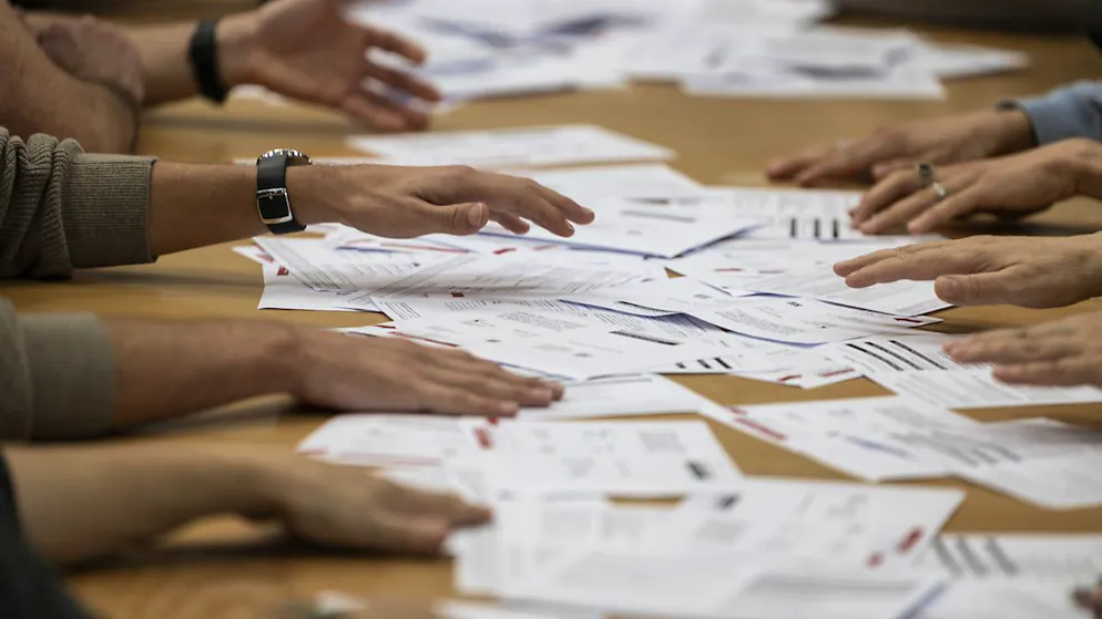 Oggi si decide anche su diversi oggetti cantonali, mentre a Berna si rinnovano l'esecutivo e il legislativo cittadini. (immagine d'illustrazione)