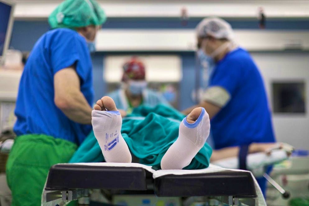 The woman arrived at the hospital too late. (symbolic image)