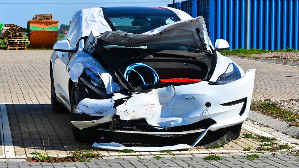 Lo rivela uno studio. Tesla è il marchio automobilistico più letale, ma come è possibile?