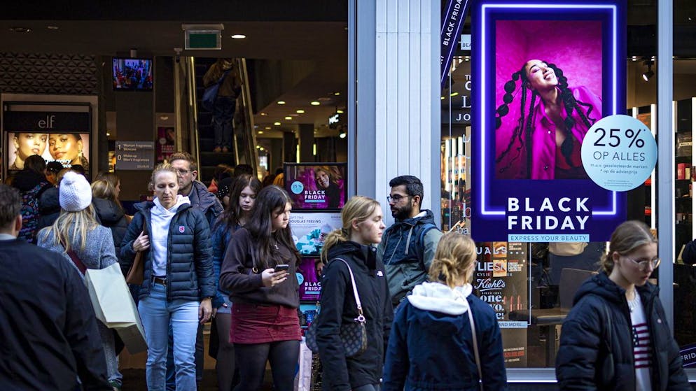 Actu et dicton du jour. Black Friday: les Suisses sont les plus dépensiers - voilà ce qu'ils vont débourser