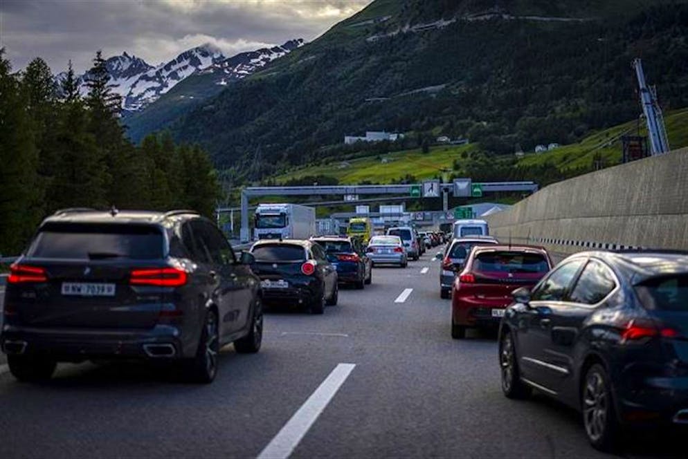 Prima del portale code a causa dell'incidente