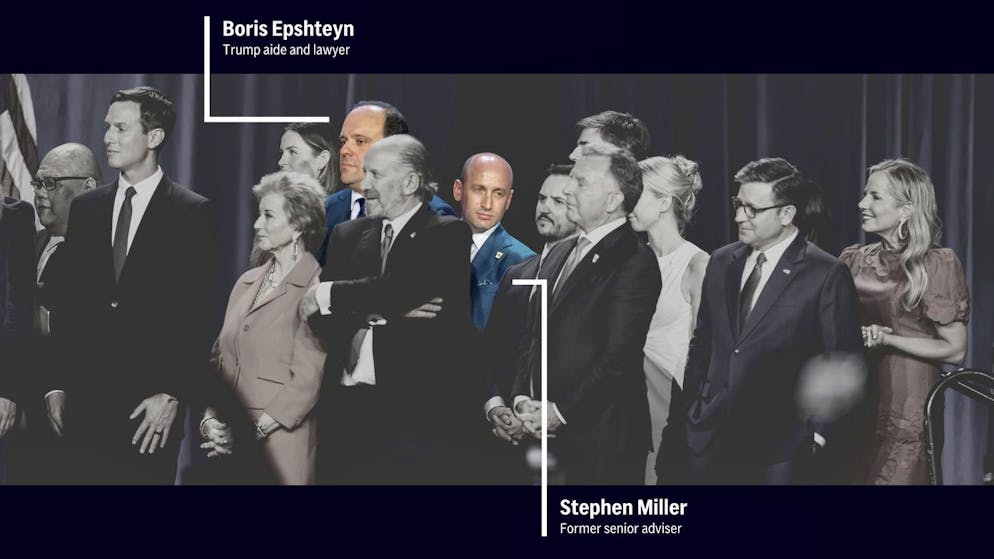 Boris Epshteyn (Fünfter von links, hervorgehoben) bei einer Wahlparty Anfang des Monats.