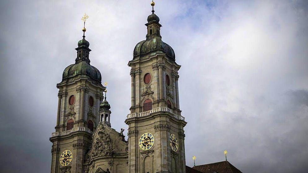 The number of local religious groups in Switzerland has declined.