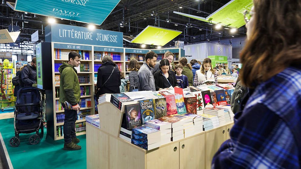 Il gruppo editoriale francesee Madrigall non ci sta e ricorre contro la decisione della Comco, che vuole permettere alla libreria romanda Payot di acquistare libri alle condizioni applicate in Francia (immagine d'archivio)