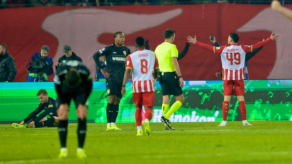 Nemanja Radonjic celebrates his second goal to make it 5:1 against Stuttgart