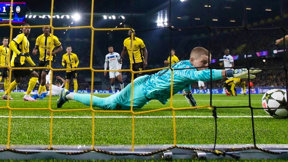 David von Ballmoos does not cut a good figure when conceding the 1-2 goal.