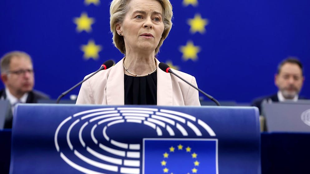Dans son discours devant le Parlement, Ursula von der Leyen a indiqué que la "première initiative majeure" de la Commission européenne porterait sur la compétitivité pour "combler" le fossé avec les Etats-Unis et la Chine.