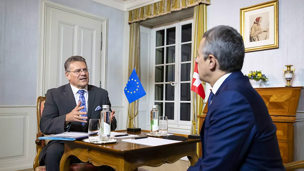 Ignazio Cassis a reçu le vice-président de la Commission européenne Maros Sefcovic au domaine du Lohn près de Berne en novembre dernier (archives).