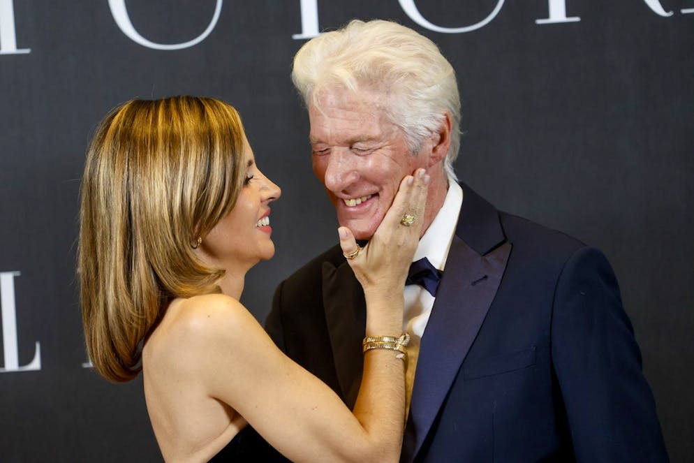 Richard Gere, 75enne, e Alejandra Silva, 41enne, si sono sposati in segreto nel 2018.