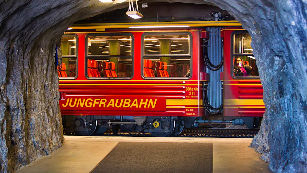Problema nelle regioni turistiche. Anche le ferrovie di montagna vittime di turisti irrispettosi e aggressivi: «Inimmaginabile»
