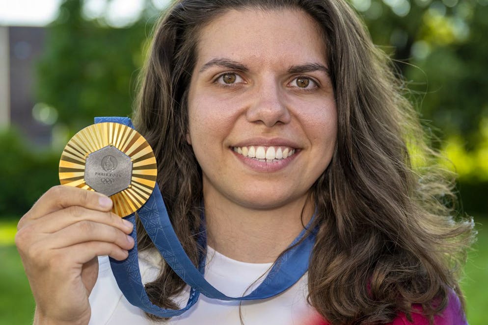 I momenti più emozionanti dello sport svizzero nel 2024. Chiara d'oro! L'unico oro olimpico a Parigi per la Svizzera è stato colto dalla straordinaria Chiara Leone nella carabina 50 metri in tre posizioni. La ragazza di Rheinfelden ha già vinto due medaglie d'oro ai Mondiali.