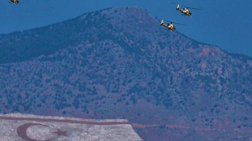 ARCHIVE - Cyprus' military helicopters take part in a military parade to mark the 64th anniversary of Cyprus' independence from British colonial rule in Nicosia, Cyprus. Photo: Petros Karadjias/AP/dpa