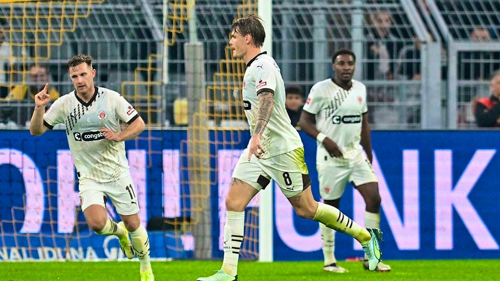 Johannes Eggestein (left) made the final decision with the 3:0.