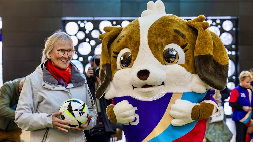 Football féminin. Maddli, la mascotte de l’Euro 2025 en Suisse dévoilée !