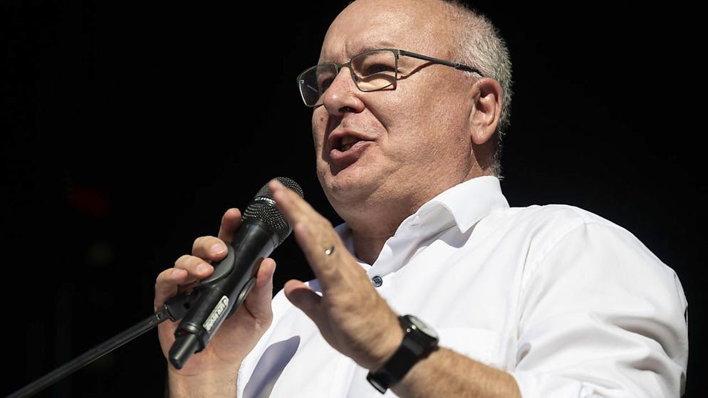 Pierre-Yves Maillard ha ribadito la posizione sindacale in occasione dell'assemblea dei delegati dell'USS a Berna: la protezione autonoma dei salari e il servizio pubblico devono essere garantiti. (Immagine d'archivio dello scorso settembre)