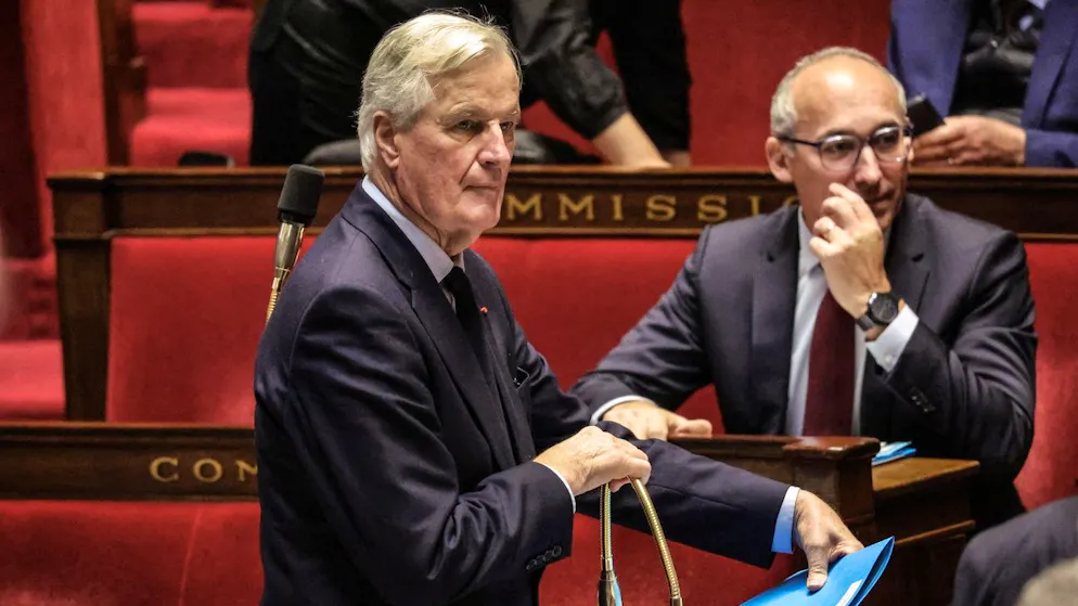 Tensione alle stelle. Francia: Barnier respinge l'ultimatum, Le Pen pronta alla sfiducia