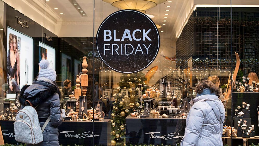 Non sembra esserci frenesia dello shopping.