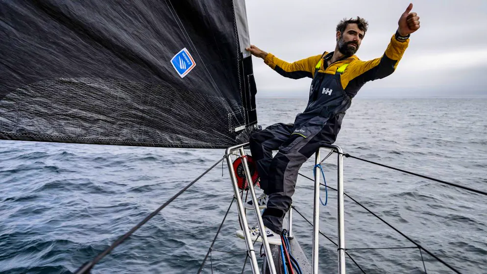 Vendée Globe. Justine Mettraux garde le cap, Alan Roura «lâche les chevaux»