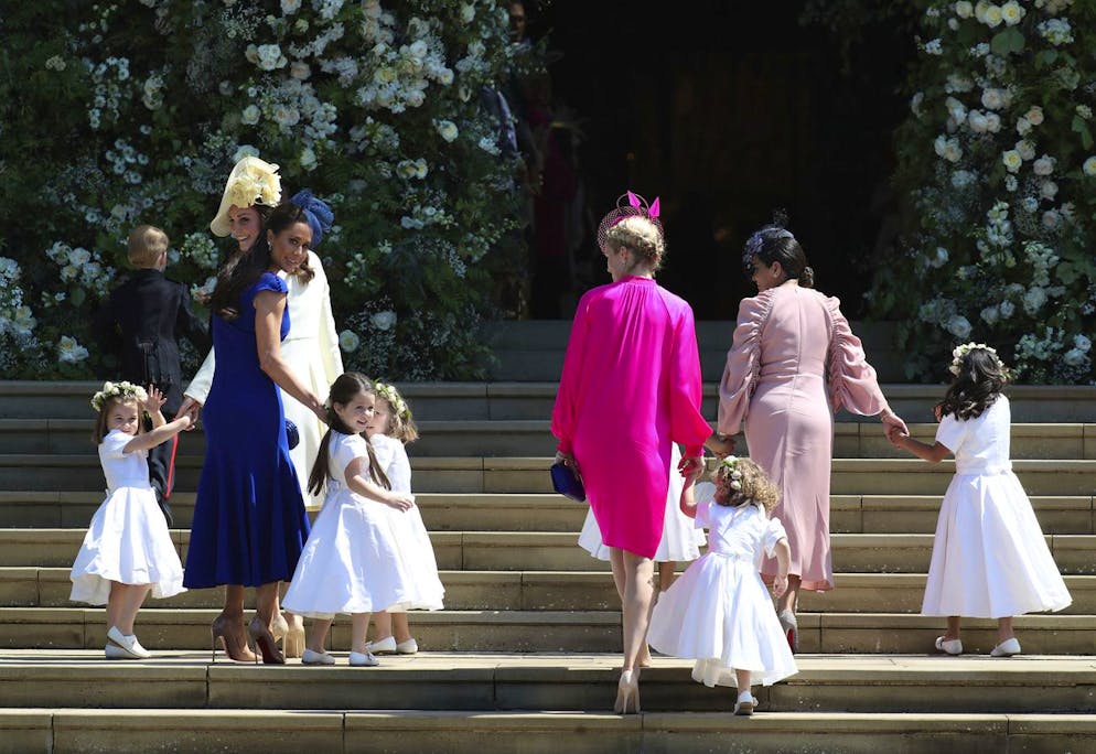Kate et Jessica Mulroney arrivent avec les demoiselles d'honneur pour la cérémonie de mariage du prince Harry et de Meghan Markle à la chapelle Saint-George du château de Windsor à Windsor, près de Londres, le 19 mai 2018.