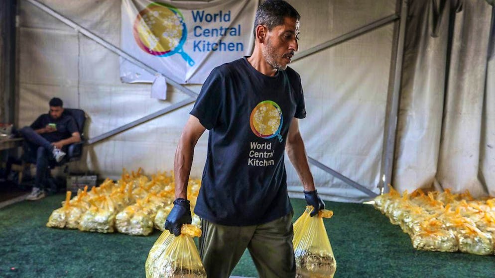 ARCHIVE - Palestinian employees of the aid organization World Central Kitchen (WCK). Photo: Abed Rahim Khatib/dpa