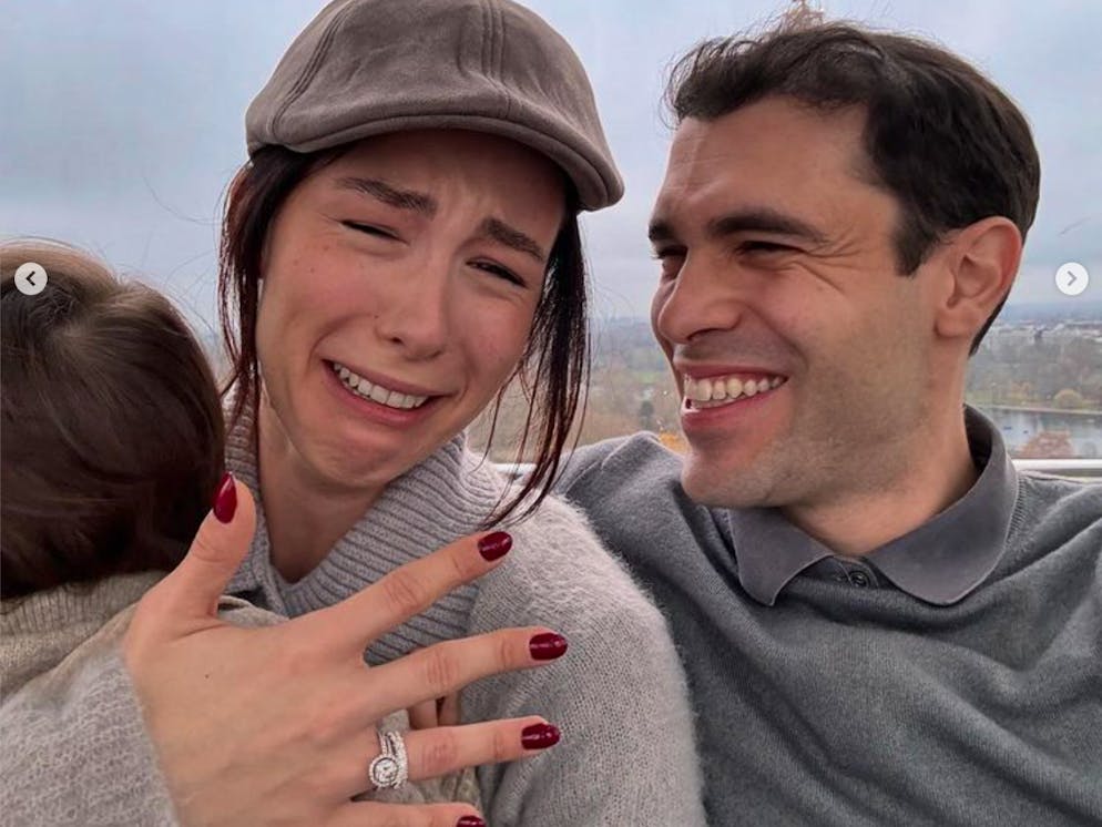 Aurora Ramazzotti hat sich mit Goffredo Cerza verlobt.