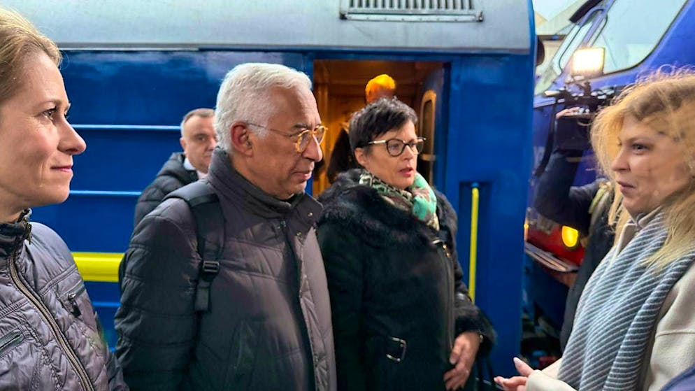 António Costa (center left), Kaja Kallas (left) and Marta Kos (center right) arrive in Kiev. Photo: Ansgar Haase/dpa