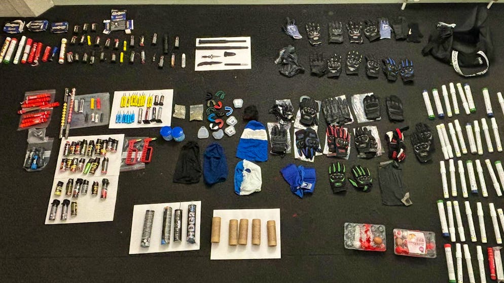 Das Protokoll zur Einkesselung. GC-Fans fühlen sich ungerecht behandelt – Polizei erklärt sich mit diesen Fotos