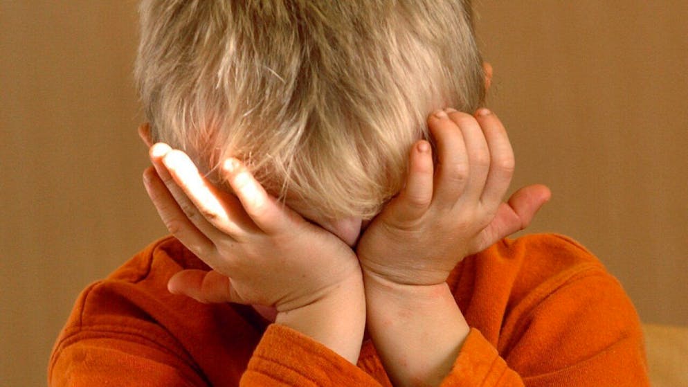 Soll ein Schulstart um 7.30 Uhr im Regelstundenplan bleiben? Der Schaffhauser Kantonsrat hat am Montag über Müdigkeit und Lernerfolg diskutiert. (Symbolbild)