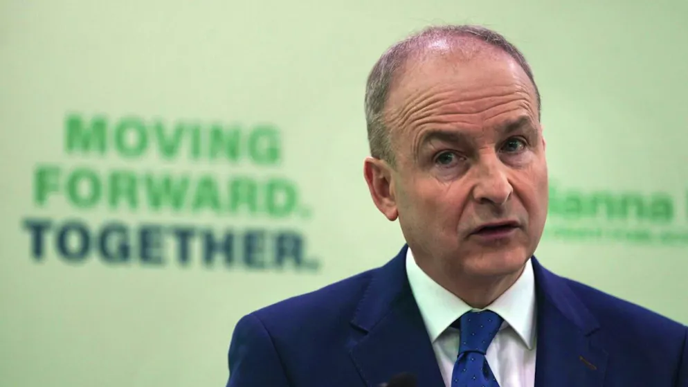 Micheal Martin davanti alla stampa negli scorsi giorni.
