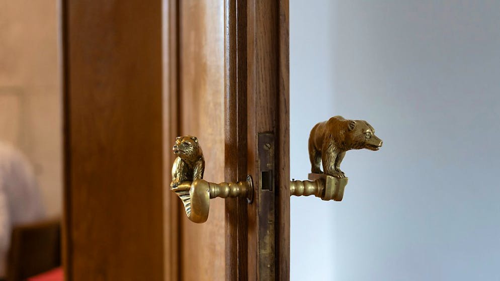 Der bernische Grosse Rat will die Neuverschuldung begrenzen.