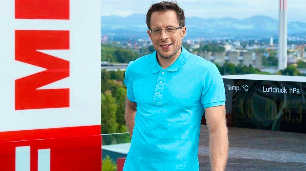 Mass exodus at SRF. The popular "Meteo" expert Thomas Kleiber left SRF in November 2018 after eleven years. He emigrated to Sweden for love.