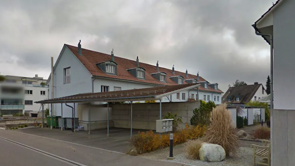 Die Bewohner*innen dieser Siedlung in Rütihof AG wehren sich nun vor Gericht gegen ihre Energieanbieterin.