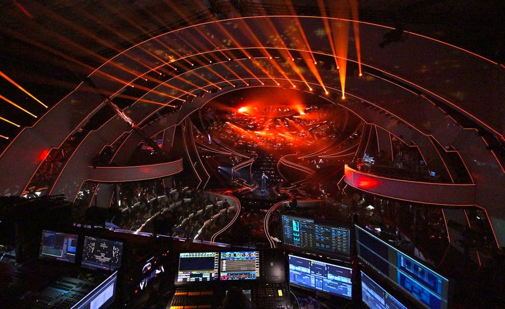 Da martedì 11 febbraio a sabato 15 febbraio 2025 il palco del Teatro Ariston ospiterà, per la 75esima edizione del Festival di Sanremo, ben 30 artisti in gara (foto d'archivio).