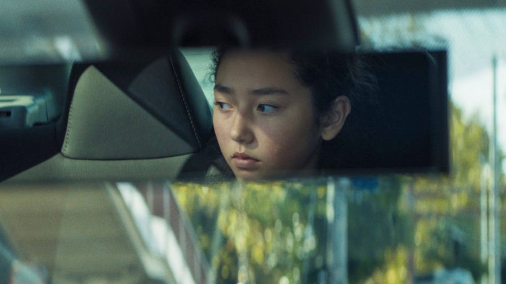 Une part manquante. Chauffeur à Tokyo, Jay espère qu'un jour sa fille montera dans son taxi... et l'inespéré se produit!
