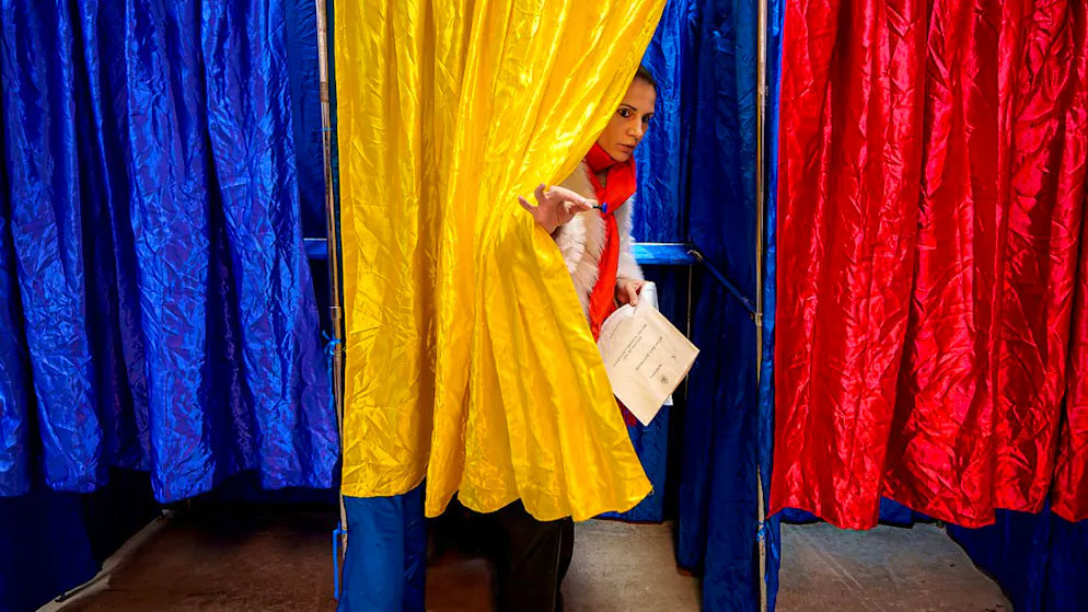 Dalle urne in Romania emerge una forte avanzata dell'estrema destra e delle forze nazionaliste e sovraniste, che vedono addirittura la possibilità di avere tre partiti in Parlamento