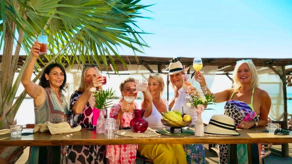 The life-experienced single ladies are eager to meet Franz Stärk.