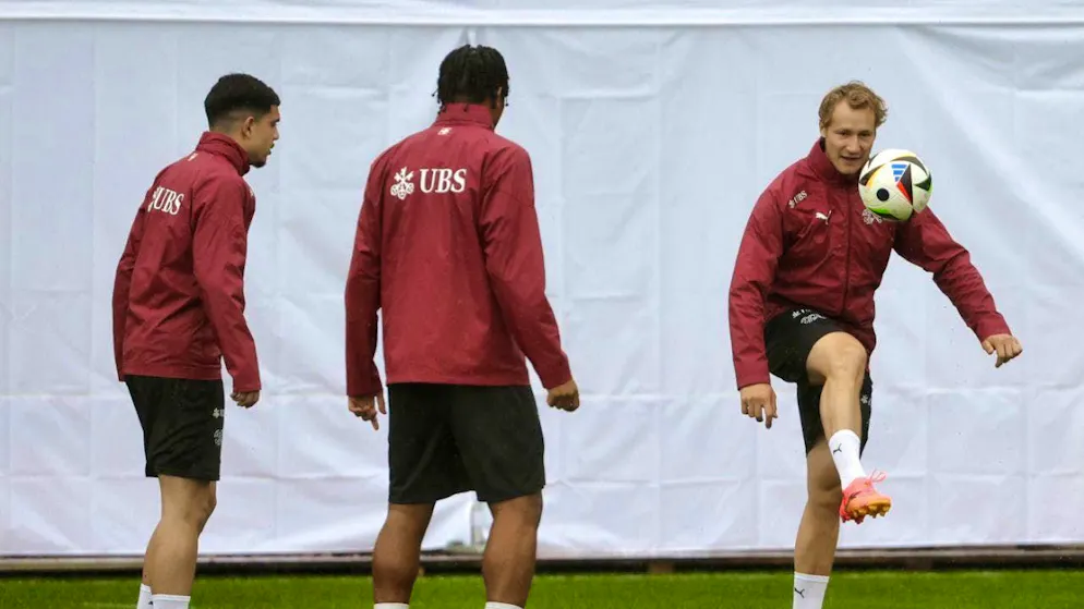 Odermatt's handling of the multiple stresses - Gallery. Marco Odermatt's full program away from the slopes included training with the Swiss national football team