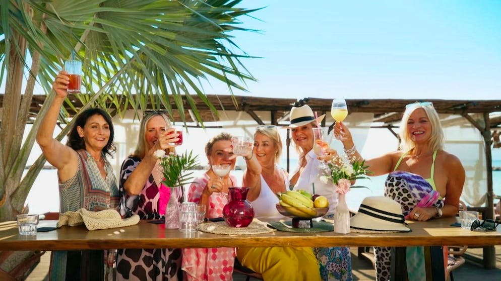 Die lebenserfahrene Single-Ladies sind gespannt auf Franz Stärk.