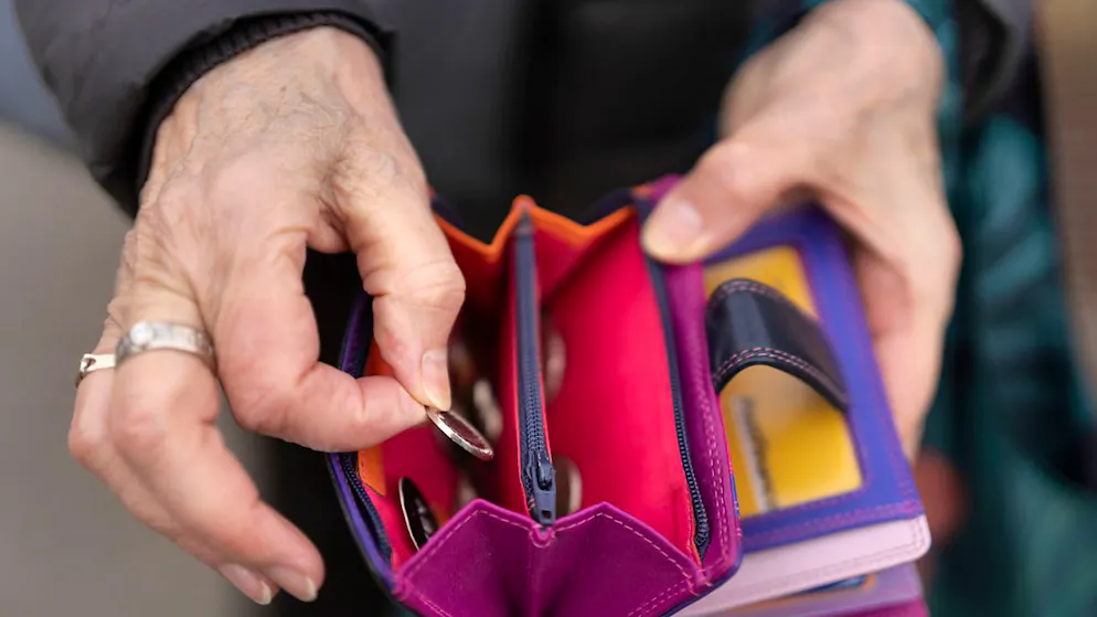 Baselbieter Sozialhilfebeziehende haben ab dem 1. Januar 2025 pro Monat 30 Franken mehr zur Verfügung. (Symbolbild)